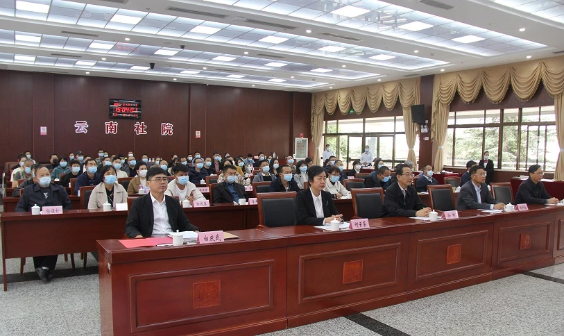 1666778085603120.jpg 坐.JPG