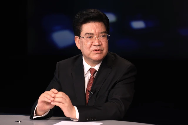 在脱贫攻坚和疫情防控方面，九三学社云南省委会积极利用自身组织和平台，做到守土有责，管好阵地，以实际行动展现责任担当，涌现出很多先进事迹和感人故事。