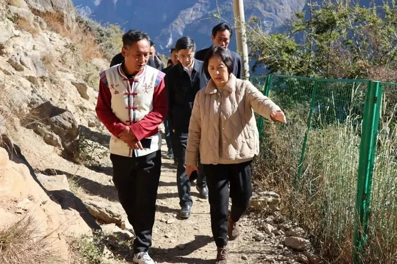 1701331287598389.jpg 5.jpg